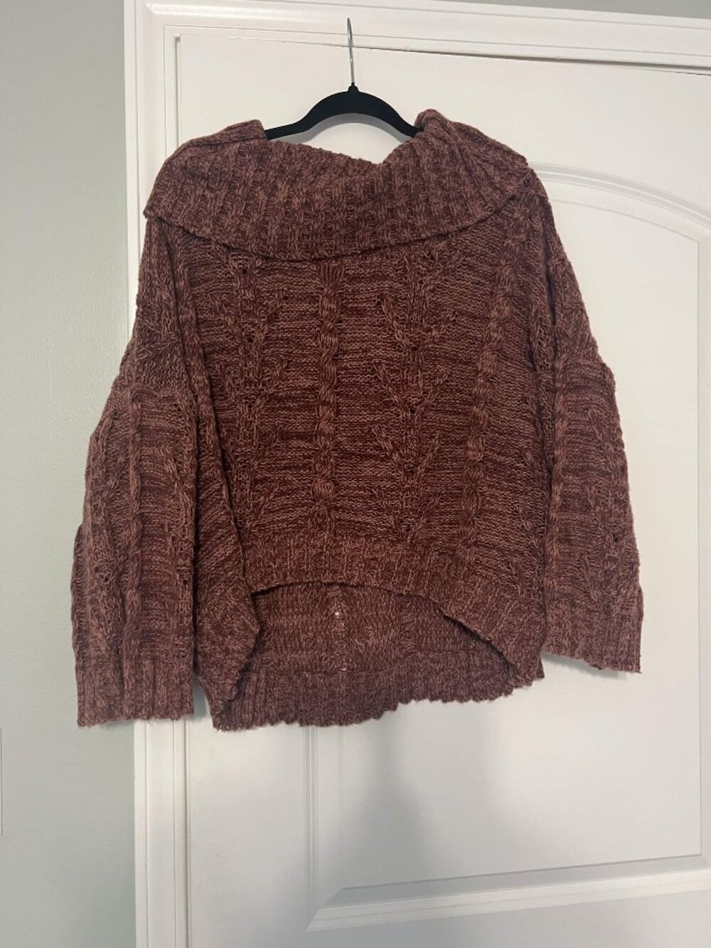 NWOT Joyfolie Women's Cozy Cable Knit Cowl Neck Sweater - Size Large